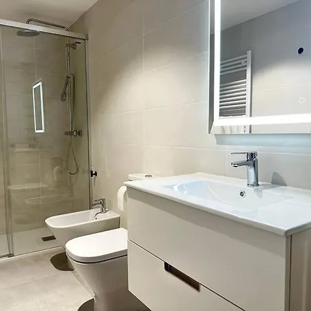 New Port, Free Parking Ybh1l Apartamento